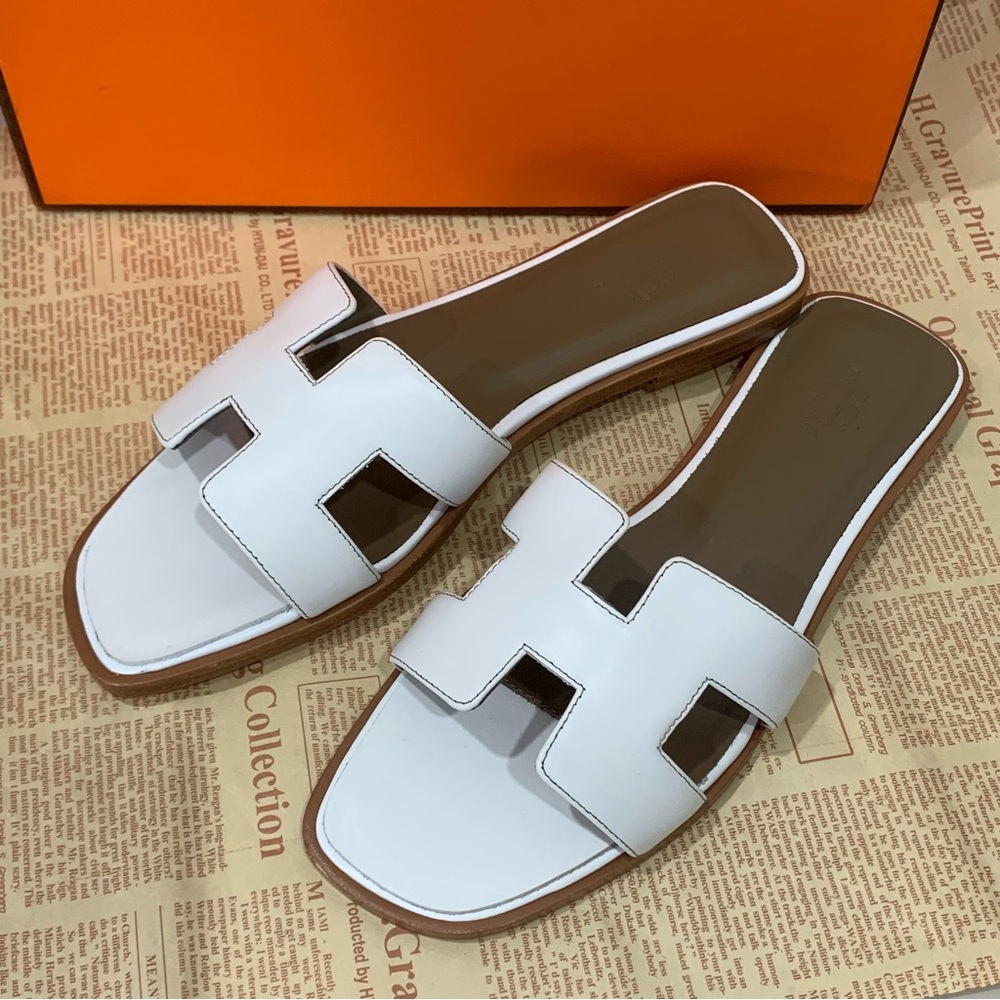 Hermes Women’s White Sandals